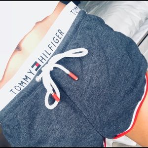 -Tommy Hilfiger Shorts-